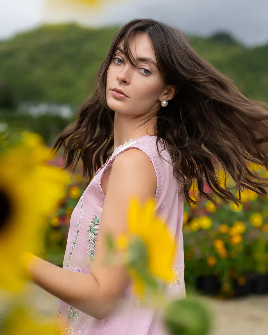 Peony Glow - Image 5